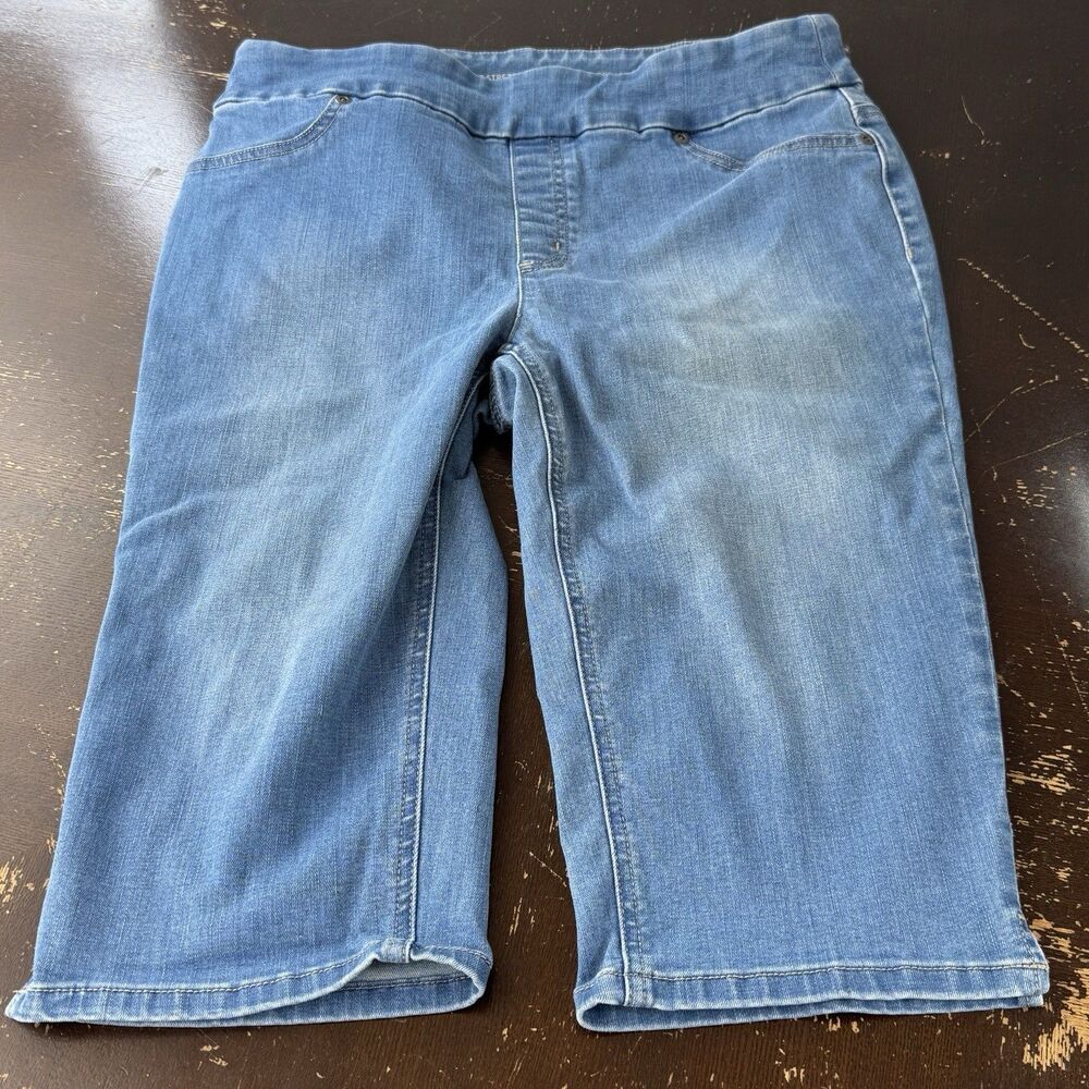 Chico’s Jeggings Size 1 14” Inseam Light Blue Perfect Stretch Soft Pedal Pusher1